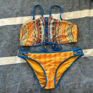 Women’s medium bikini set